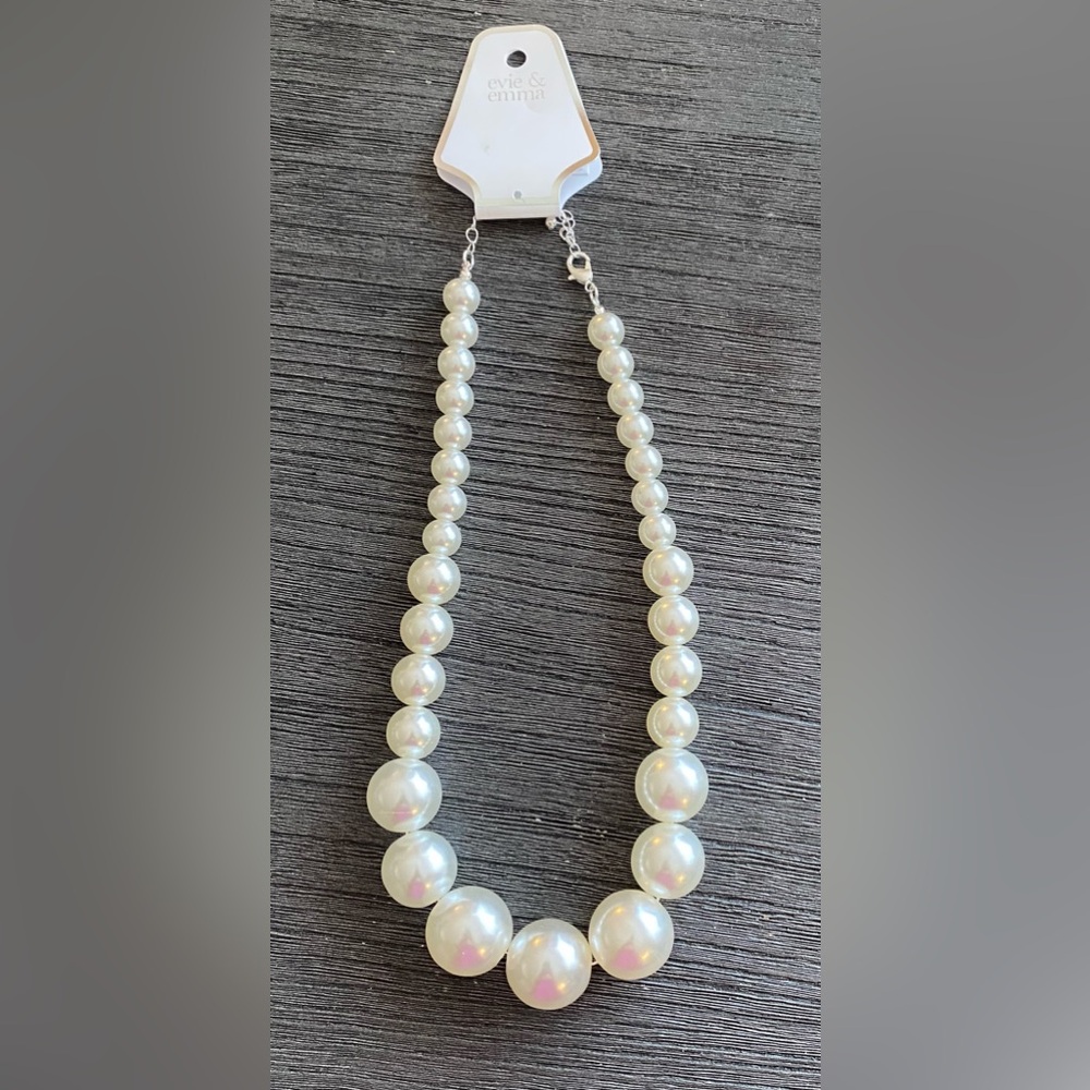 Classic White Pearl Strand Necklace - Elegant Women's Jewelry